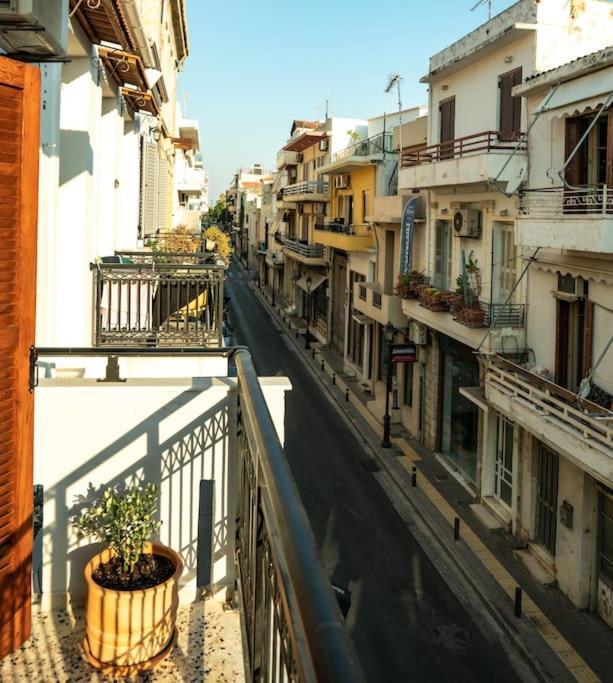 Olvia A Breath Away From Old Town Center Apartment Ретимно Екстериор снимка