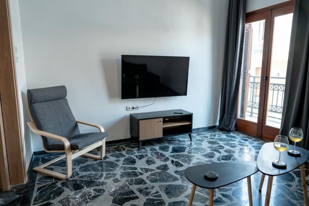 Olvia A Breath Away From Old Town Center Apartment Ретимно Екстериор снимка